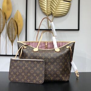 Louis Vuitton Neverfull MM